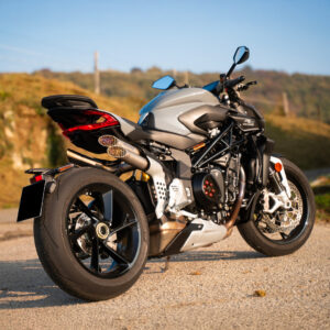Quattro uscite Spark - Mv Agusta Brutale 1000